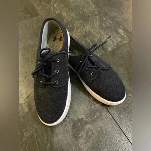 Women's Under Armour Sneakers Walking Wool Navy Blue Casual Boat Shoes Size 9